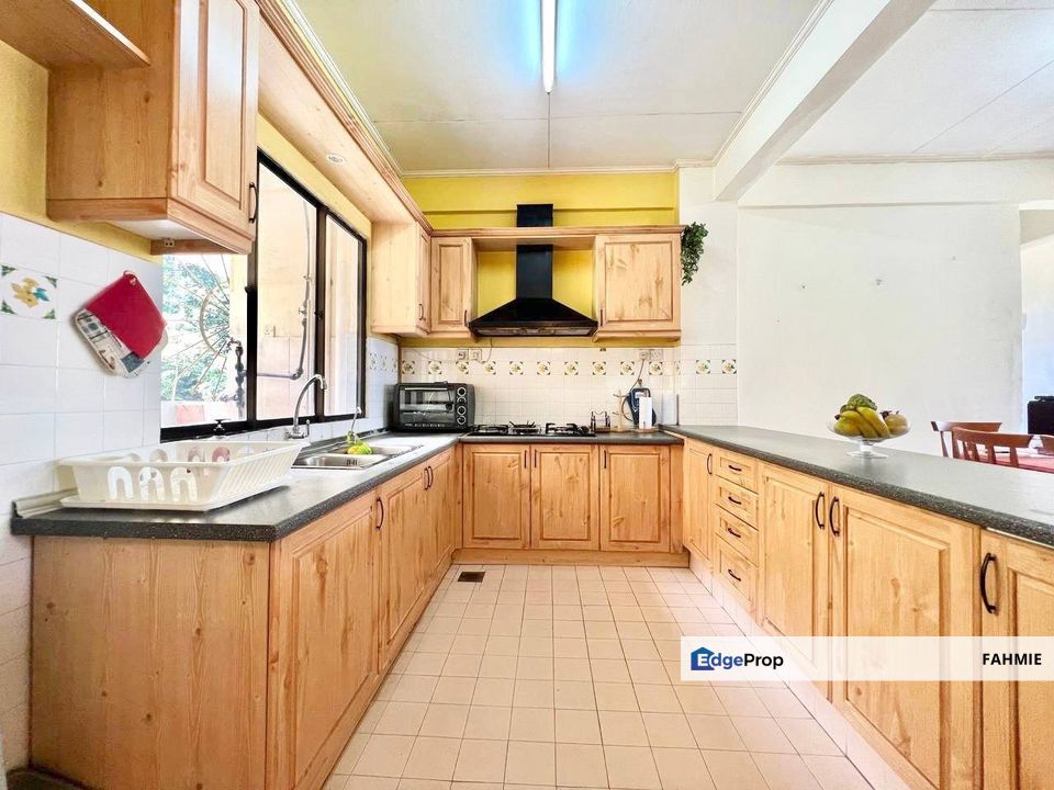 2 parking lots. Waizuri 1. Wangsa Maju. , Kuala Lumpur, Wangsa Maju