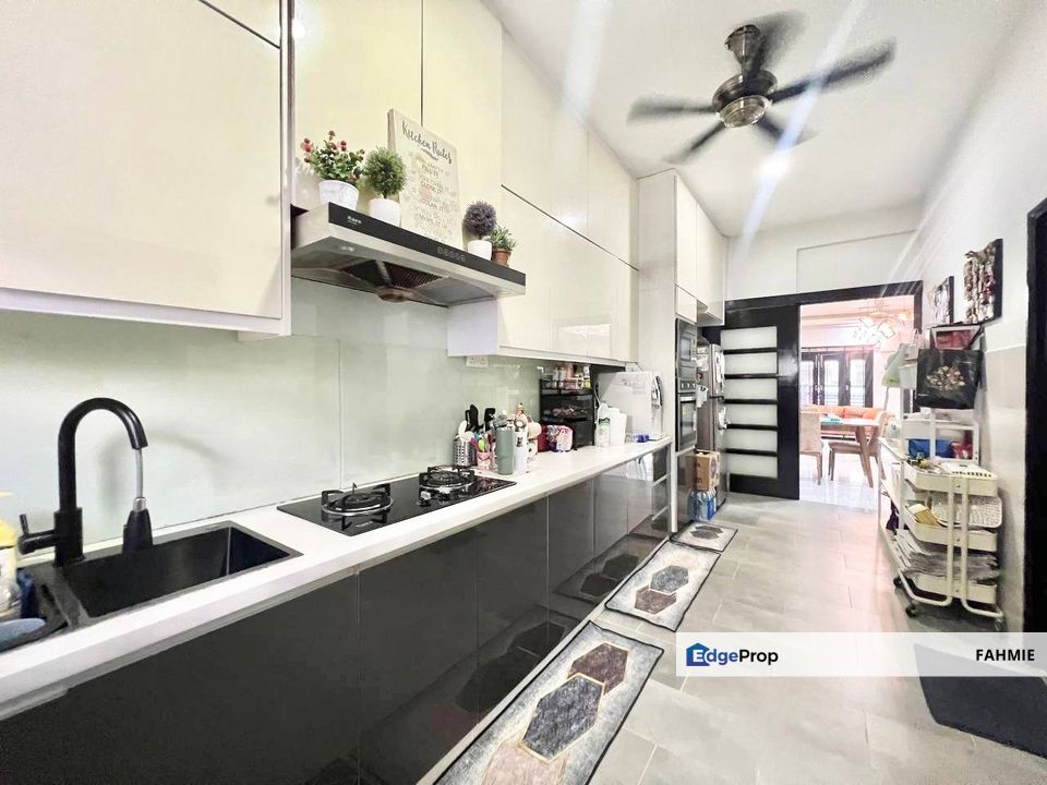 Fully renovated. Taman Alam Indah. Shah Alam. , Selangor, Shah Alam