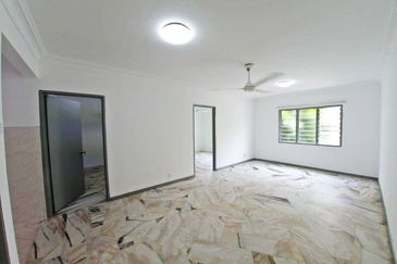 Flat PKNS, Seksyen 7