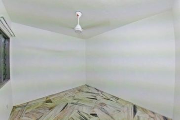 Flat PKNS, Seksyen 7