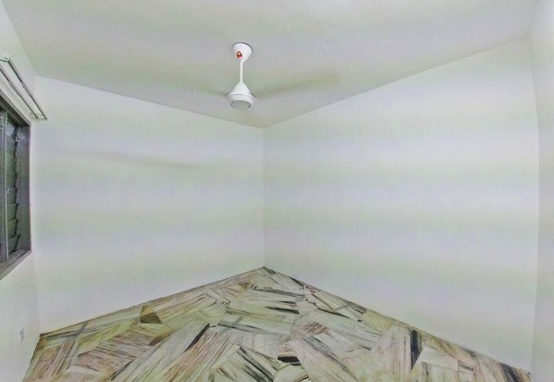 Flat PKNS, Seksyen 7