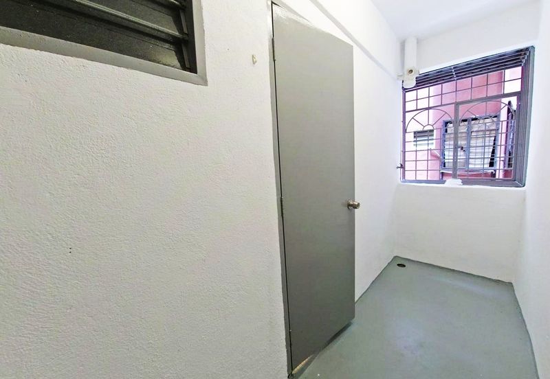 Flat PKNS, Seksyen 7