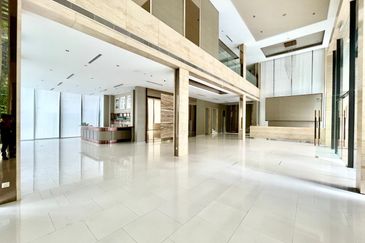 Freehold. Commercial bungalow. Bukit Ceylon. Jalan Raja Chulan. 