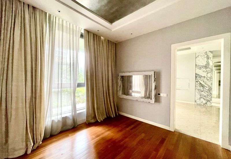 Freehold. Commercial bungalow. Bukit Ceylon. Jalan Raja Chulan. 