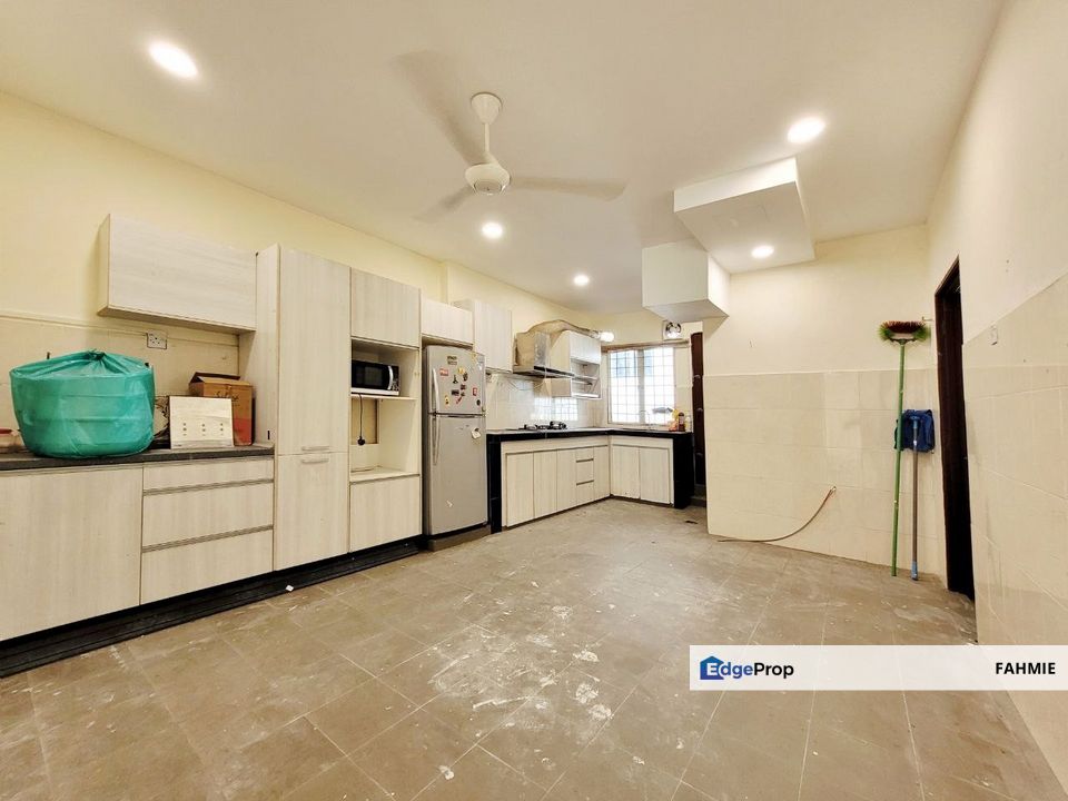 Paling murah. Berhadapan taman permainan. Saujana Damansara. Damansara Damai. , Selangor, Damansara Damai