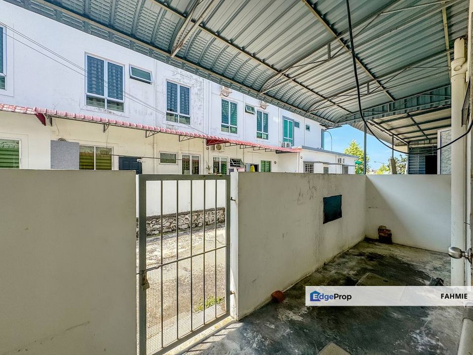 Freehold. Basic condition. Hijayu 3D. Bandar Sri Sendayan. Seremban. , Negeri Sembilan, Seremban