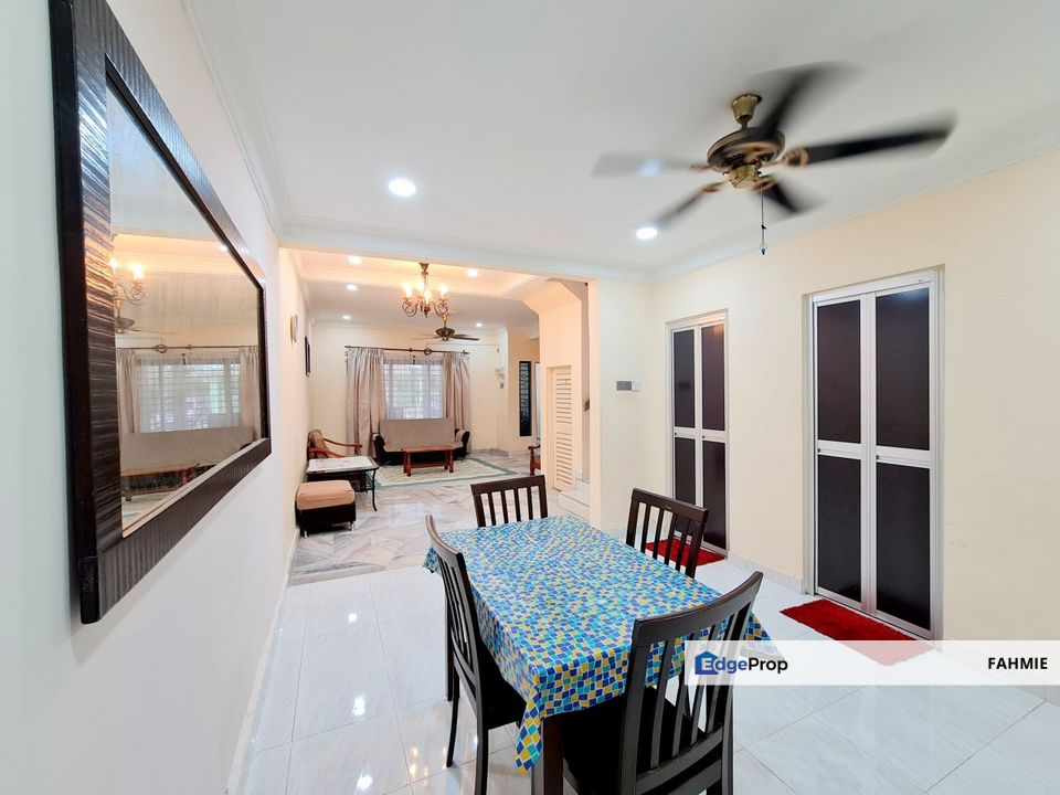 Fully renovated. Jalan Ferum. Seksyen 7. Shah Alam. , Selangor, Shah Alam