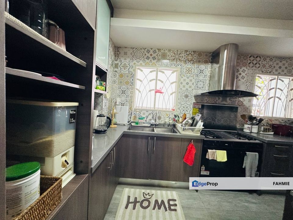 Paling murah. Golf Course View. Fully renovated. Laman Glenmarie. Shah Alam. , Selangor, Glenmarie