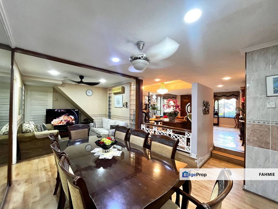 Corner lot with pool. Fully renovated. AU3. Taman Keramat. Kuala Lumpur. , Selangor, Gombak