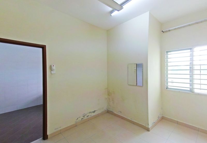 TAMAN TASIK JAYA II & IV