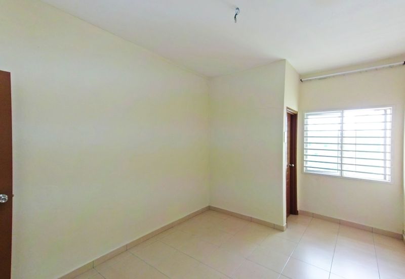 TAMAN TASIK JAYA II & IV