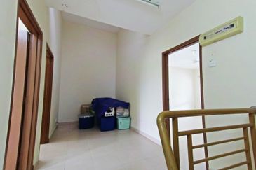 TAMAN TASIK JAYA II & IV