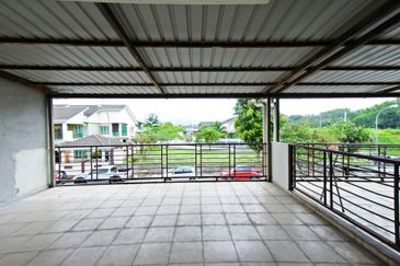 TAMAN TASIK JAYA II & IV