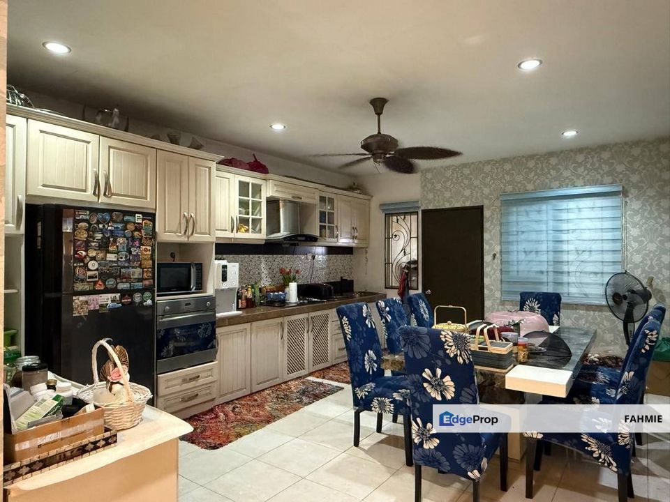 Fully renovated. Freehold. Aman Perdana. Klang. , Selangor, Klang