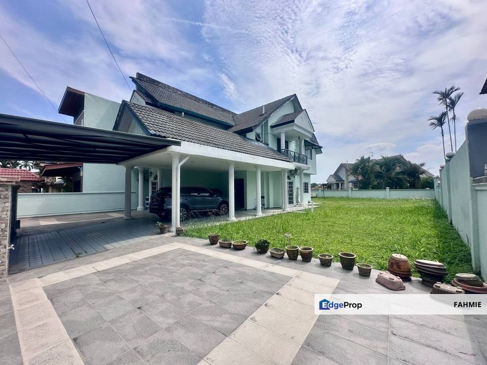 Not facing other house. Non bumi lot. Taman Uda Jaya. Ampang. , Selangor, Ampang