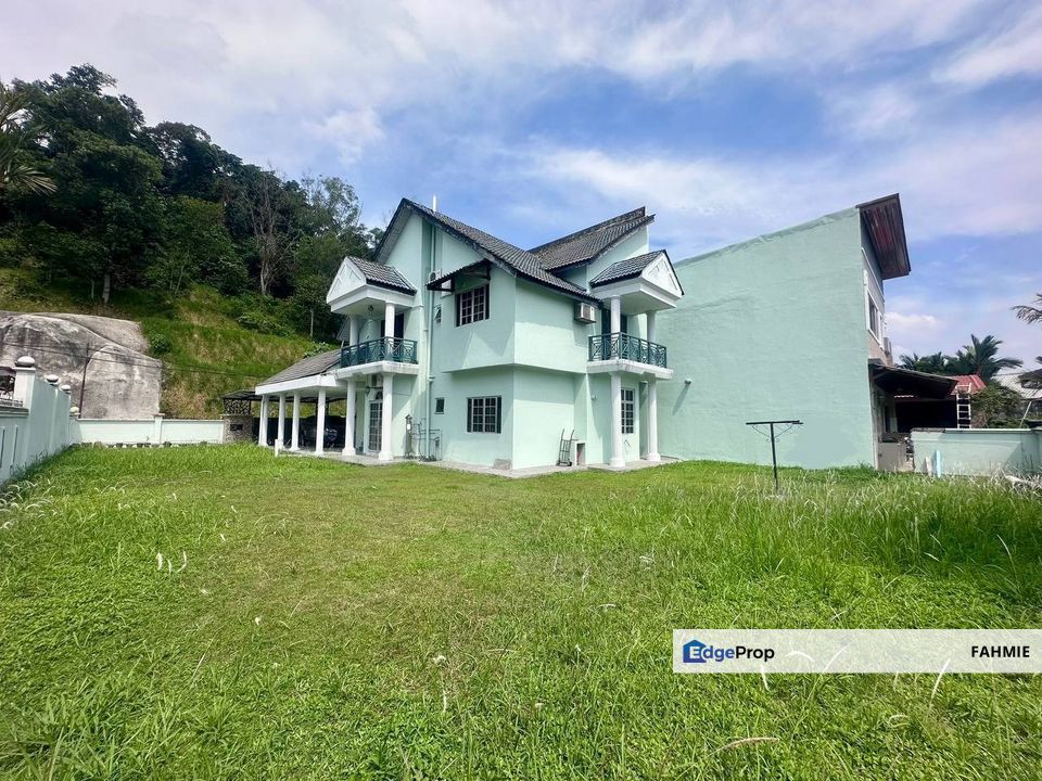 Not facing other house. Non bumi lot. Taman Uda Jaya. Ampang. , Selangor, Ampang