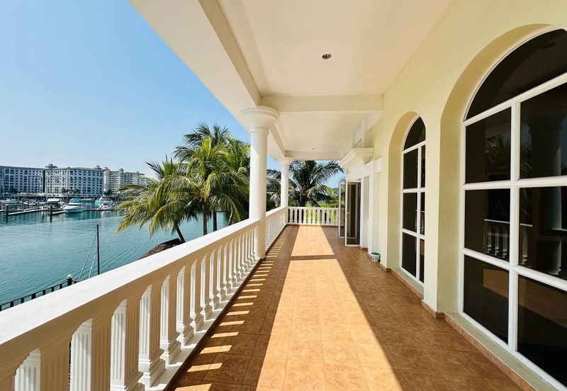 Avillion Admiral Cove