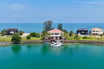 Avillion Admiral Cove