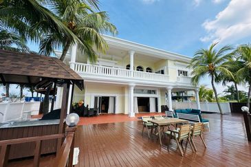 Avillion Admiral Cove