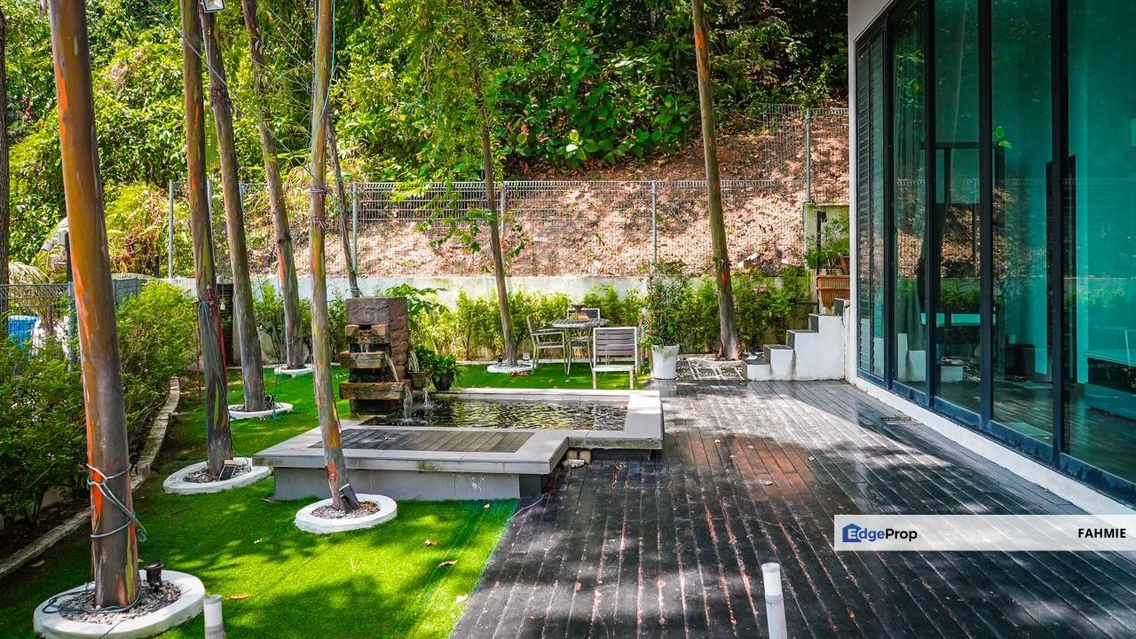 Modern design with infinity pool. Non bumi lot. Kayangan Heights. Shah Alam., Selangor, Shah Alam