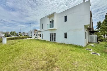 Casa Green @ Cybersouth