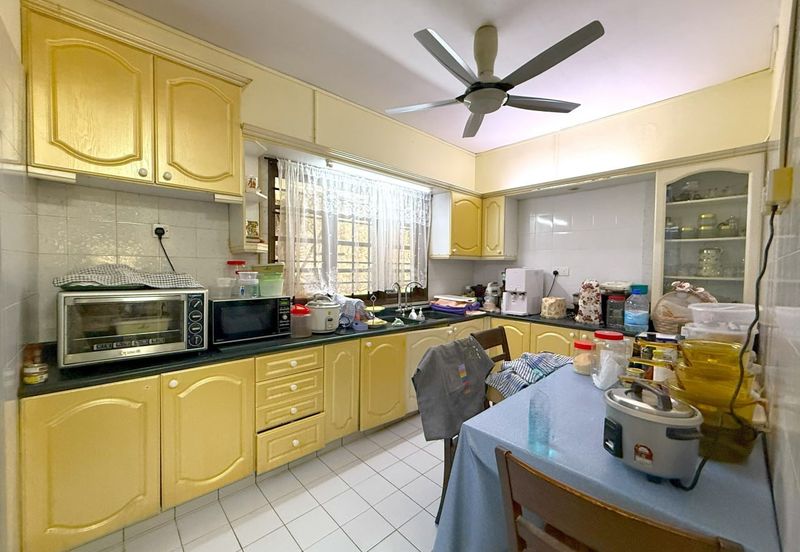 Bandar Tun Hussein Onn