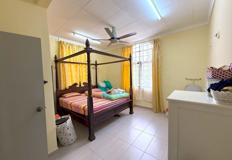 Bandar Tun Hussein Onn