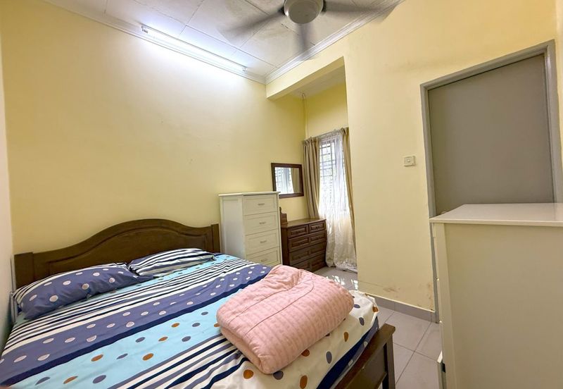 Bandar Tun Hussein Onn