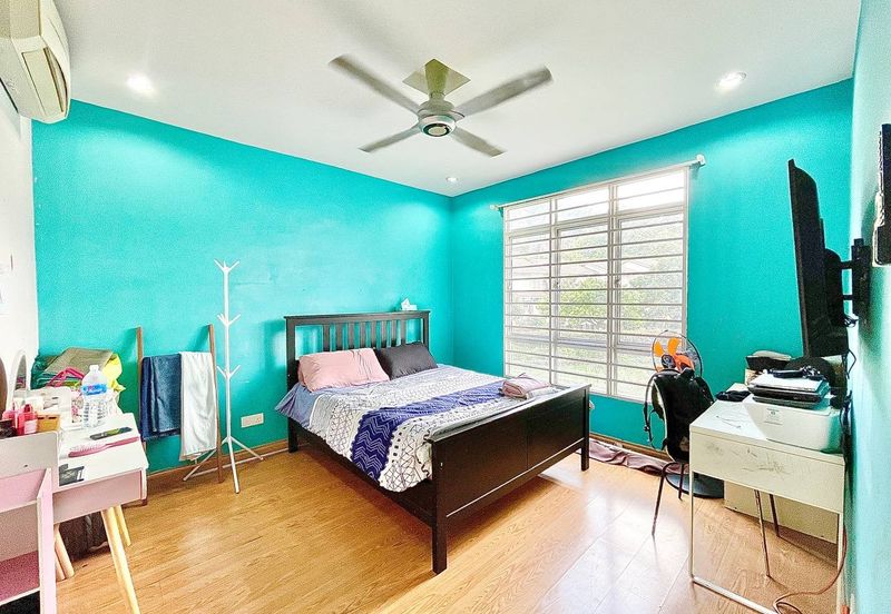 Penaga @ Taman Raintree