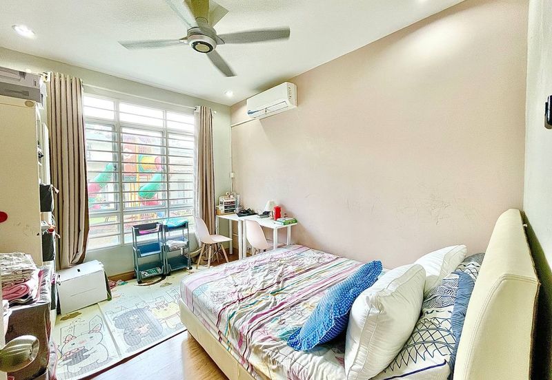 Penaga @ Taman Raintree