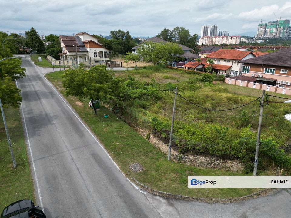 Corner lot. Flat land. Seksyen 4. Bandar Baru Bangi. , Selangor, Bangi