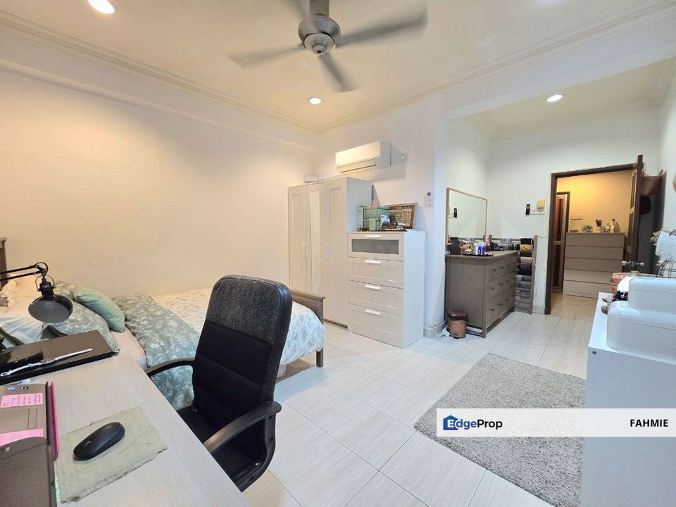 Corner unit. 2 parking lots. Sri Lojing Condominium. Wangsa Maju. , Kuala Lumpur, Wangsa Maju