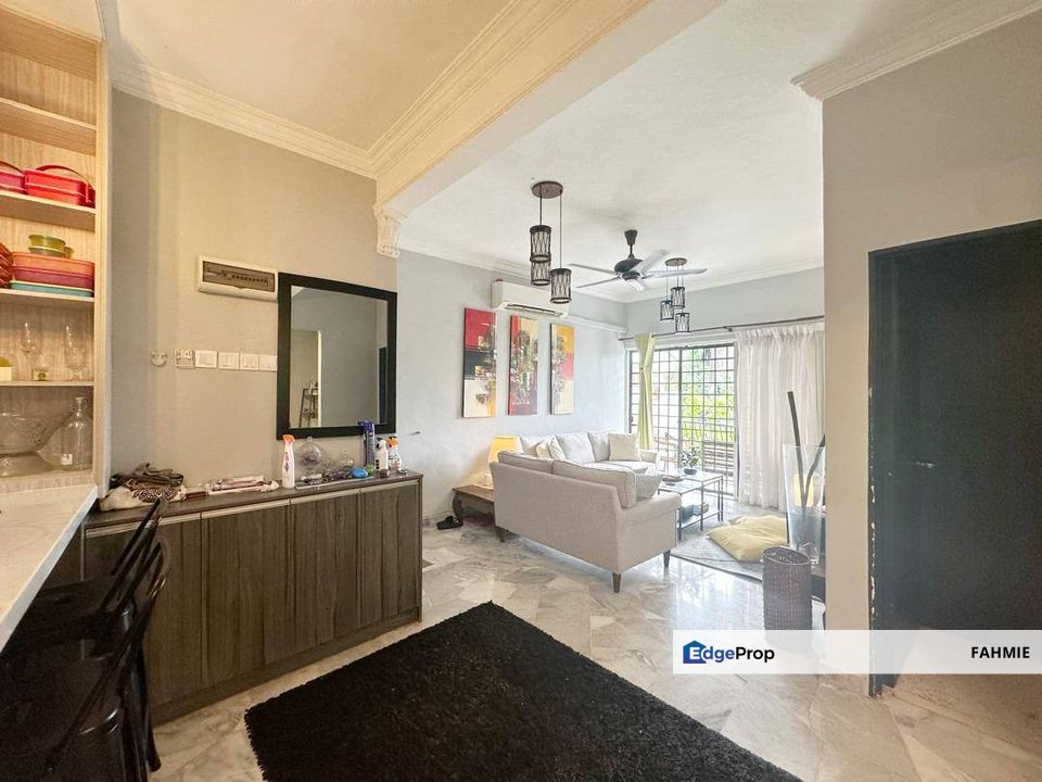 Ground floor. Fully renovated. Bukit Mas Apartment. Taman Melawati. , Kuala Lumpur, Taman Melawati