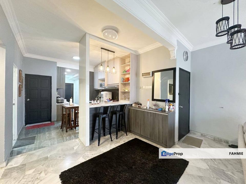 Ground floor. Fully renovated. Bukit Mas Apartment. Taman Melawati. , Kuala Lumpur, Taman Melawati