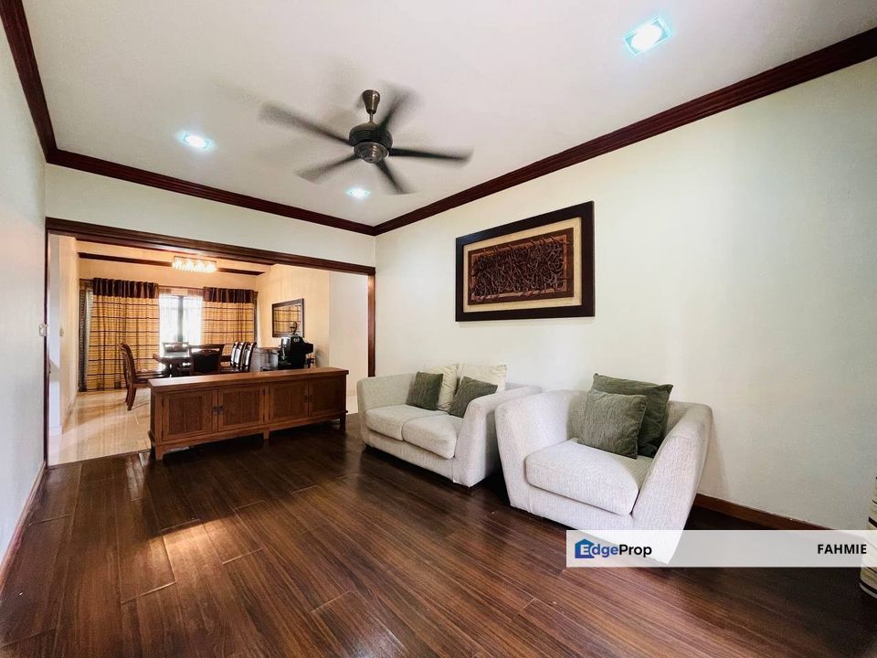 End lot. Freehold. Jentayu Timur. Bandar Enstek. Nilai. , Negeri Sembilan, Seremban