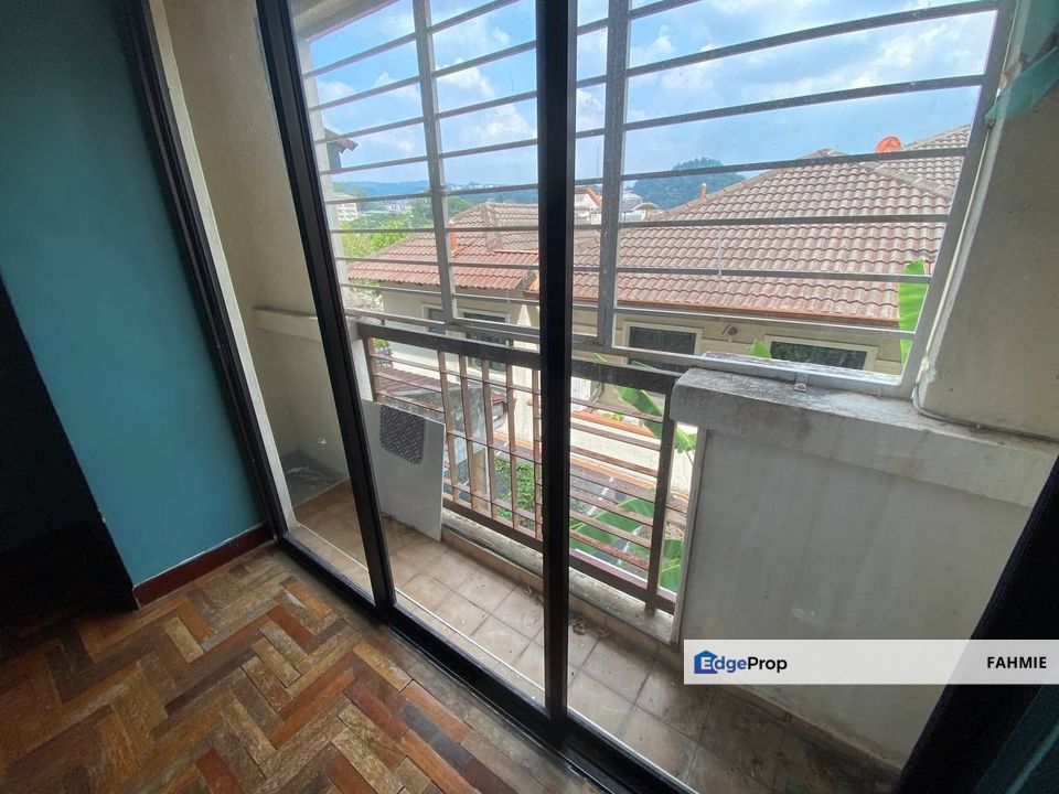 Lower floor. Freehold. Basic condition. Prima Court. Taman Melawati. , Kuala Lumpur, Taman Melawati