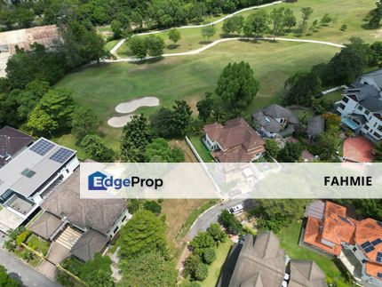 Freehold. Golf course at backyard. Saujana Impian Golf Club. Kajang. , Selangor, Kajang