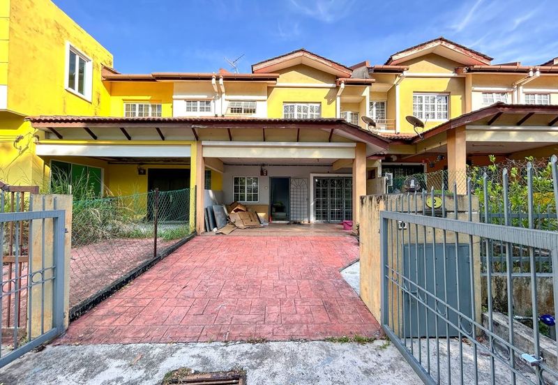 Bandar Tun Hussein Onn