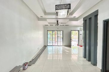 Bandar Tun Hussein Onn