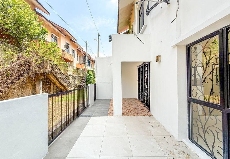 Bandar Country Homes