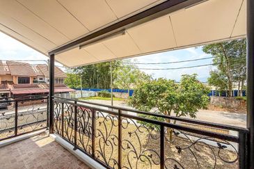 Bandar Country Homes