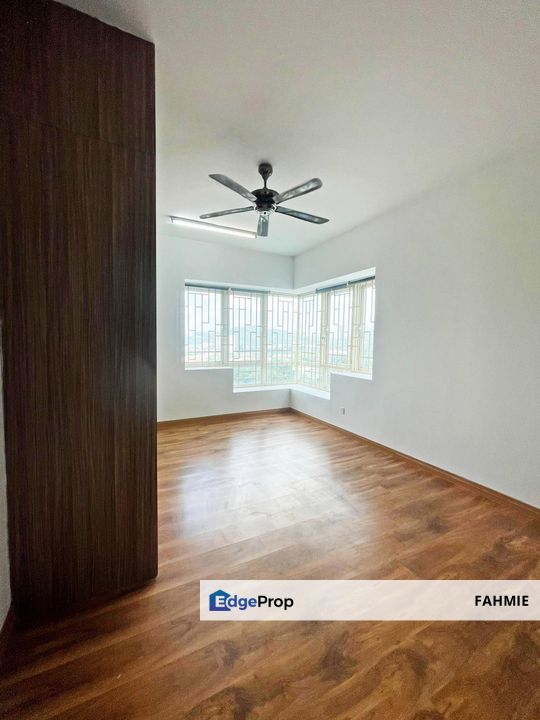 Corner unit. Freehold. 2 parking lots. Saville. Taman Melawati. , Kuala Lumpur, Taman Melawati