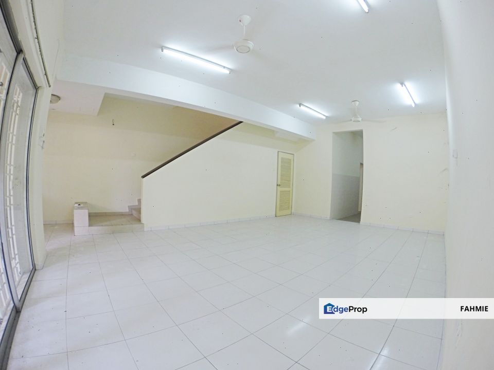 Freehold. Ayu Lestari. Alam Nusantara. Setia Alam., Selangor, Setia Alam/Alam Nusantara