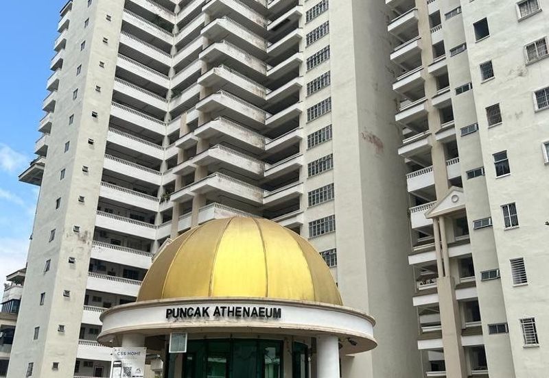 Puncak Athenaeum