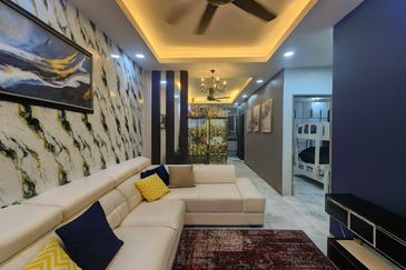 Persiaran Puncak Alam 1 