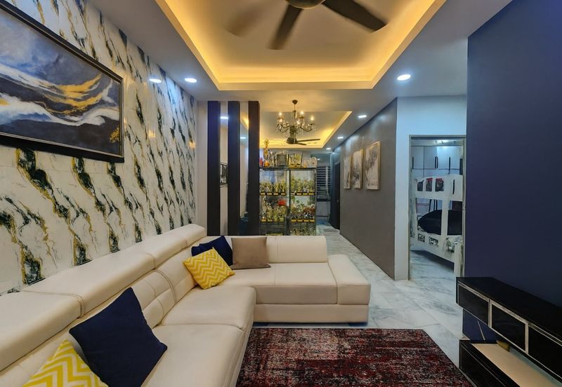 Persiaran Puncak Alam 1 