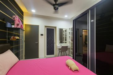 Persiaran Puncak Alam 1 