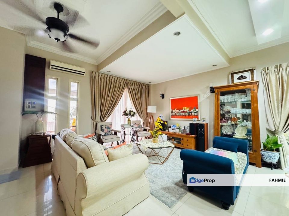 Fully renovated. End lot. Alam Sanctuary. Seri Kembangan. , Selangor, Puchong South