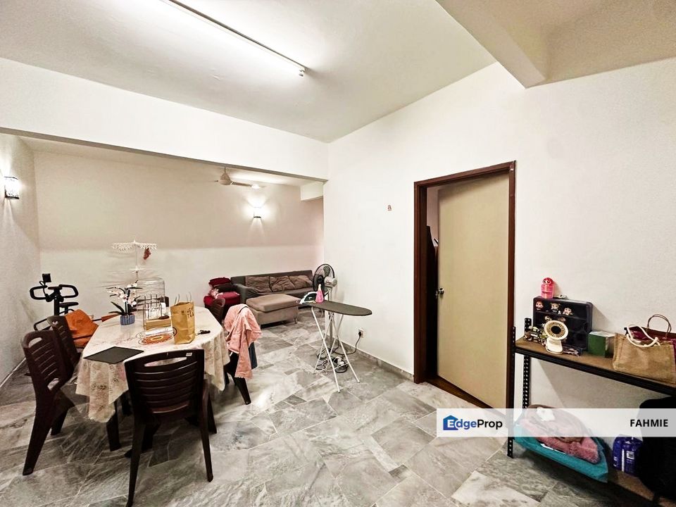 Ground floor. Freehlold. Non bumi lot. Subang Perdana Goodyear Court 10. Subang Jaya. , Selangor, Subang Jaya