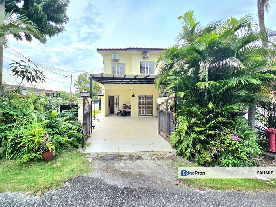 Corner lot. Taman Cempaka. Ampang. , Selangor, Ampang